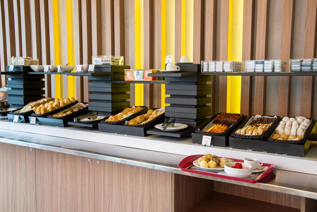 Hotel Moov 쿠리치바 외부 사진